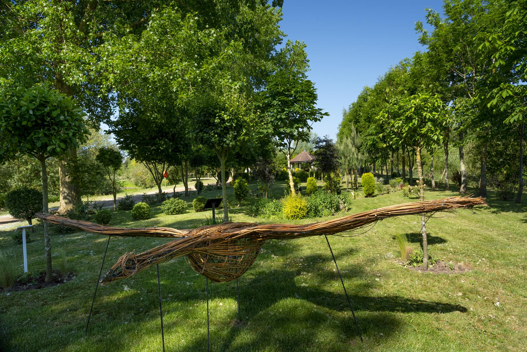 Goose Green Willow Sculpture in the Allied Special Forces Memorial Grove